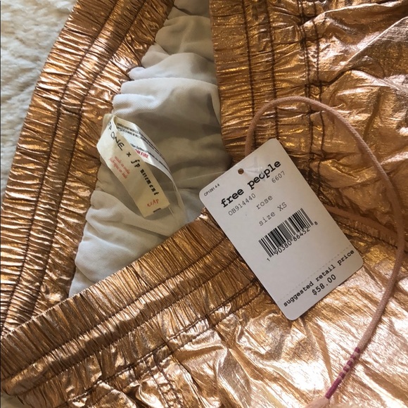 Free People Movement Windjammer Short XS - Picture 7 of 8